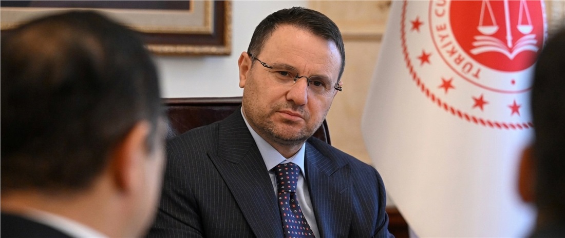 BAKAN GÜRLEK: “SOKAKLARIMIZI SUÇ ÖRGÜTLERİNDEN, GENÇLERİMİZİ SUÇ ÇETELERİNDEN VE YASA DIŞI BAHİS TUZAĞINDAN KORUMAKTA KARARLIYIZ”
